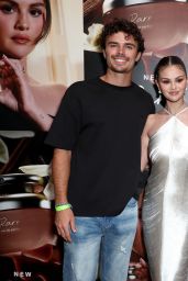 Selena Gomez Channels Old Hollywood Glamour in a Silky Cult