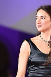 Shailene Woodley Jay Kelly Premiere Mini Dress