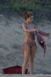 Shakira Debuts Metallic Fringe Bikini in Cabo