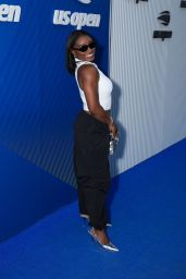 Simone Biles Attends US Open – Unveils Monochromatic Drama