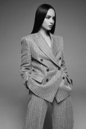 Sofia Carson Unveils Sculptural Style for Numéro