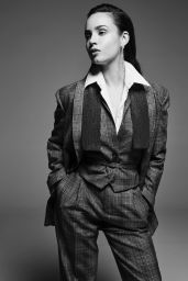 Sofia Carson Unveils Sculptural Style for Numéro