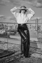 Sophie Turner Unveils a New Urban Edge for Flaunt