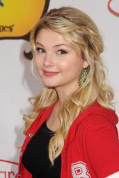 Stefanie Scott Attends Camp Ronald McDonald Carnival in Varsity Chic