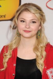Stefanie Scott Attends Camp Ronald McDonald Carnival in Varsity Chic