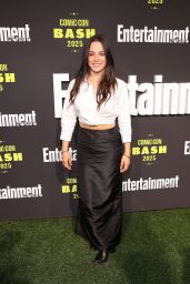 Stephanie Arcila Debuts Monochrome Edge at Comic-Con Bash 2025