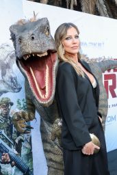 Tricia Helfer Unveils Sleek Style at "Primitive War" Premiere