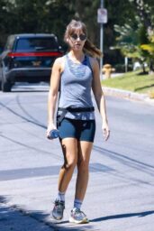 Alison Brie Griffith Park Trek, 09-07-2025