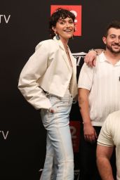 Alyson Stoner Effortless Comic-Con Chic
