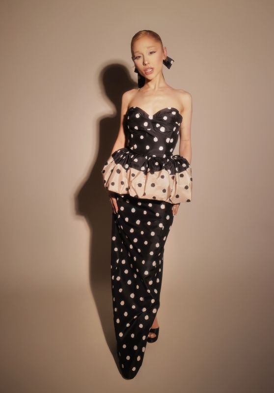 Ariana Grande VMAs 2025: Fendi Gown, ’80s Glam & Polka Dot Trend