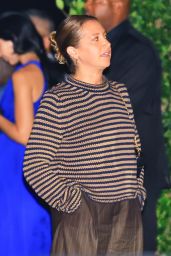Ashley Tisdale Champions Malibu’s Effortless Stripes at Nobu