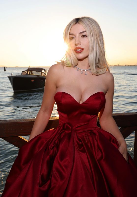 Ava Max Debuts Sunset Couture at Venice Film Festival – Sept 2025