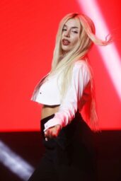Ava Max Electrifies amfAR Gala Venezia with Pop Performance