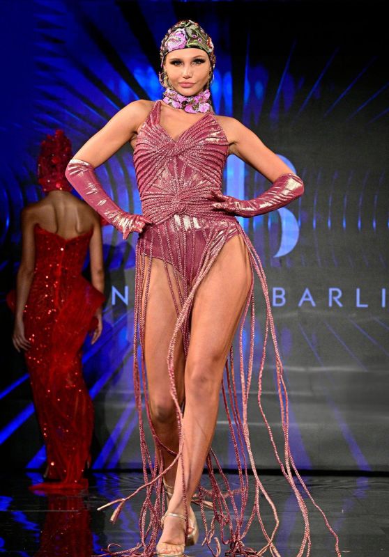 Brooklyn Riley Walks Kenneth Barlis’ Cyber Siren Runway at NYFW – Sept 11, 2025