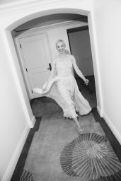Carrie Coon Embodies Emmys 2025 Serene Celestial Glamour