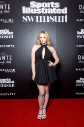 Chelsea Linder Commands Retro Glamour at Sports Illustrated Anniversary