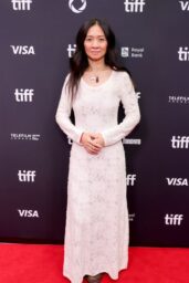 Chloe Zhao unveils lace minimalism at TIFF 2025 “Hamnet” premiere