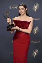 Cristin Milioti Redefines Classic Drama at the Emmy Awards