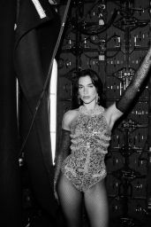 Dua Lipa Embodies Disco Glamour Backstage With Layered Pearl Chains