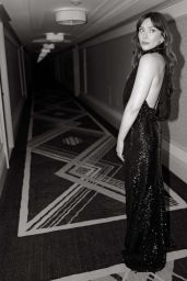 Elizabeth Olsen Unveils Noir Glamour at TIFF’s ‘Eternity’ Premiere – Sept 2025
