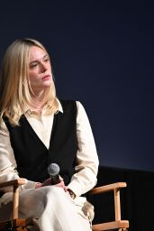 Elle Fanning Unveils Quiet Chic at Telluride Film Festival