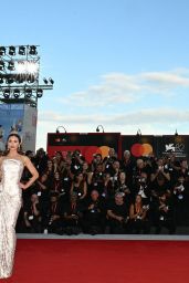 Emily Blunt Venice Gown 2025 | Tamara Ralph Couture & Tiffany Jewelry