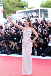 Emily Blunt Venice Gown 2025 | Tamara Ralph Couture & Tiffany Jewelry