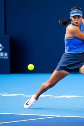 Emma Raducanu Selects Nike Blue and Gray for China Open 2025
