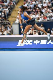 Emma Raducanu Selects Nike Blue and Gray for China Open 2025