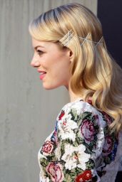Emma Stone Unveils Romantic Lace at The Amazing Spider-Man Premiere