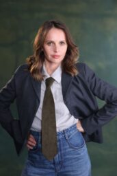 Felicity Jones Debuts Tailored Ease at TIFF 2025 Portrait Studio