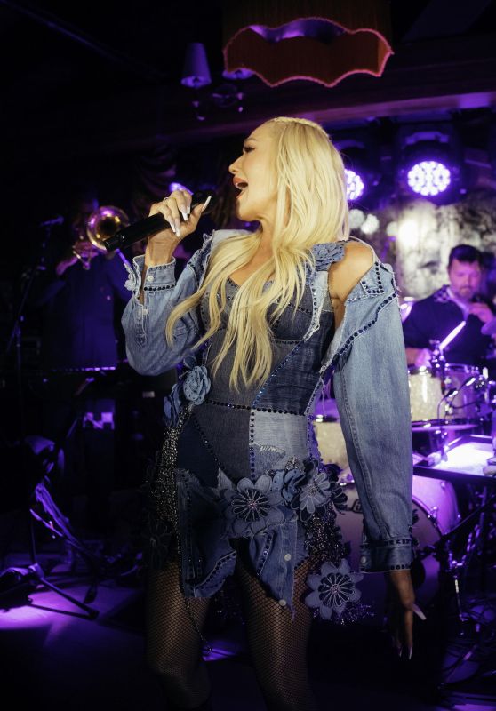 Gwen Stefani Rocks Denim Bloom at Delilah Montauk LDW Bash