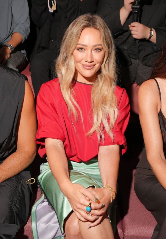 Hilary Duff Unveils Milan Fashion Week Pop-Art Color Clash