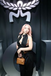 Ice Spice Commands MCM Presentation With Nineties Inspired Tailoring