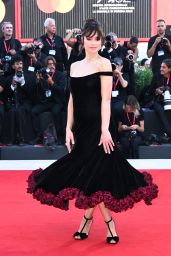 Iryna Zhuravska Debuts Dark Bloom Elegance at Venice Film Festival 2025
