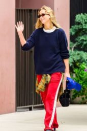 Jennifer Lawrence Champions Athleisure Anti-Glamour in NYC