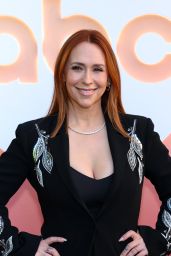 Jennifer Love Hewitt Attends ABC Soirée in Embroidered Noir – West Hollywood, Sept 2025
