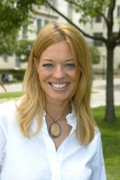 Jeri Ryan Attends California State Summer School Arts Foundation Event