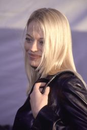 Jeri Ryan Attends Dream Halloween Benefit in Santa Monica, 2000