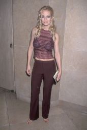 Jeri Ryan Debuts Sequined Burgundy at Golden Globes Afterparty – Beverly Hills 2000
