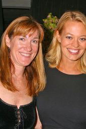 Jeri Ryan Elevates Simple Black Sheath With Playful Footwear 2004