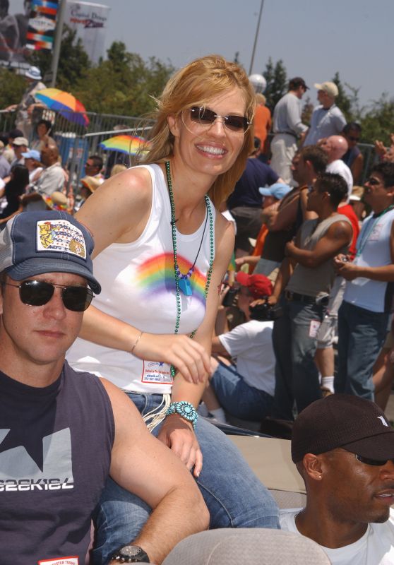 Jeri Ryan Embodies Casual Chic at 2002 AIDS Walk Los Angeles