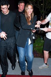 Jessica Alba - Street Style in Chelsea 09-07-2025