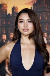Julia Garcia Attends Downton Abbey Finale Premiere