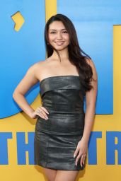 Julia Garcia Embodies Dark Glamour at Roofman Premiere 2025