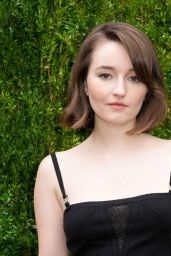 Kaitlyn Dever Channels Luncheon Effortless Denim Chic