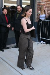 Kaitlyn Dever Unveils Sculptural Leather at Michael Kors NYFW Show – Sept 2025
