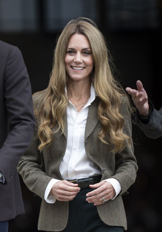 Kate Middleton New Blonde Hair & Ralph Lauren Outfit – September 2025 Kate Middleton New Blonde Hair & Ralph Lauren Outfit – September 2025