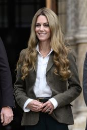 Kate Middleton New Blonde Hair & Ralph Lauren Outfit – September 2025