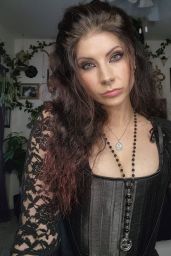 KateLynn Newberry Debuts Gothic Street Style at Houston Horror Fest 2025